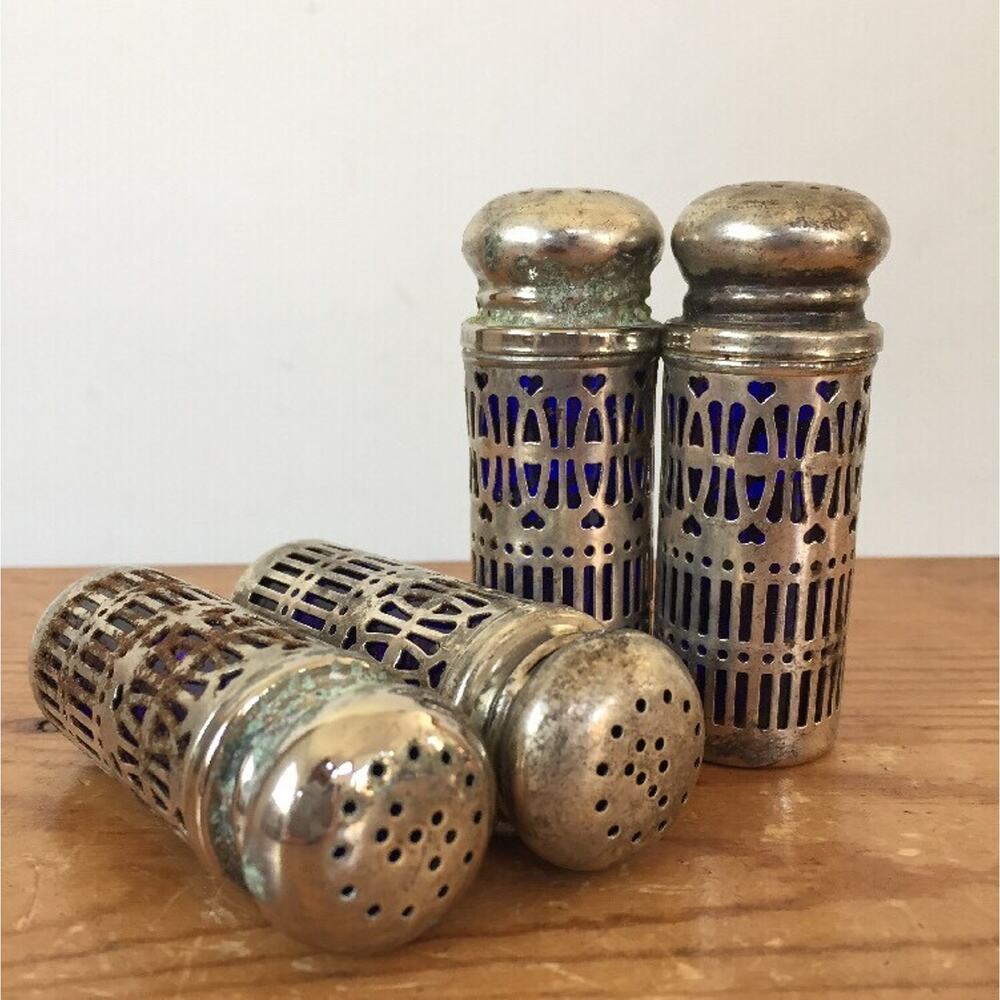 4 Vtg Antique Cobalt Blue Glass Silverplate Heart Filigree Salt Pepper Shakers